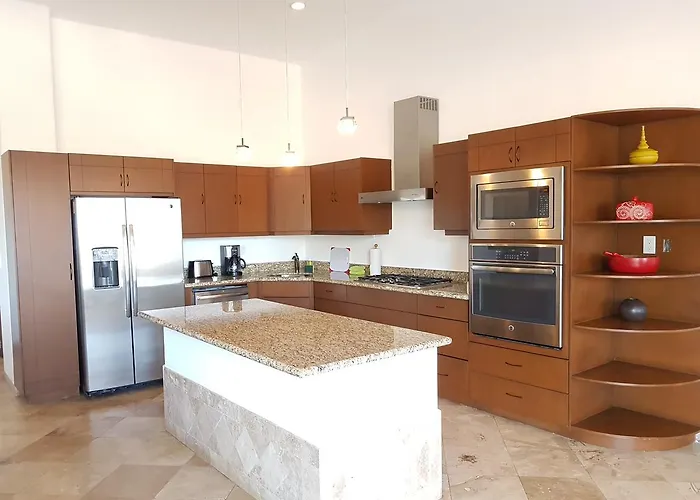 La Vista Luxury Villas At Pedregal 3*