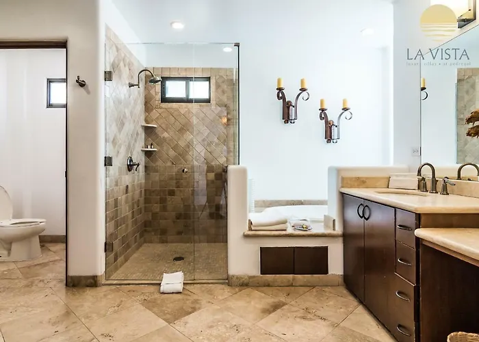 Apartahotel La Vista Luxury Villas At Pedregal